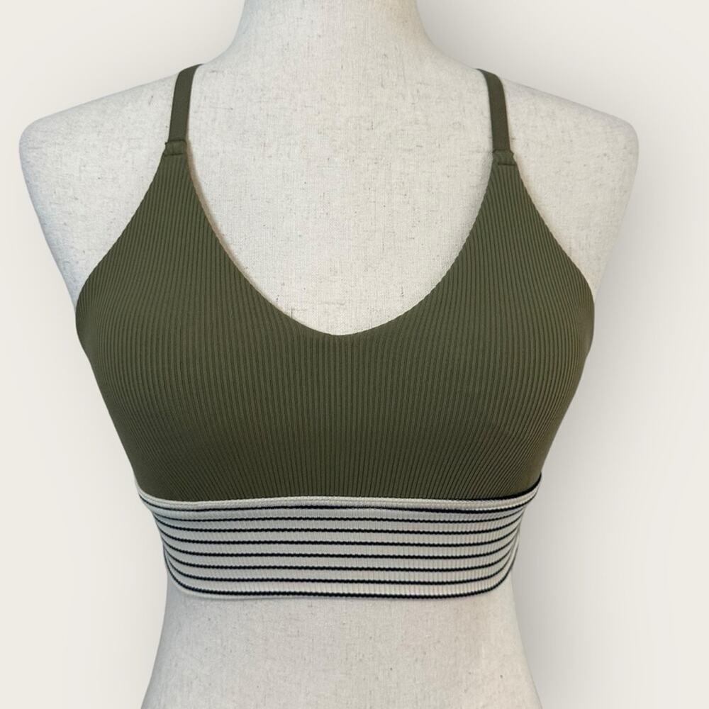 NWT | Offline by Aerie | Sports Bra w/ Striped Band | Green | XS